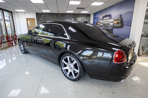 Rolls-Royce Ghost - Side