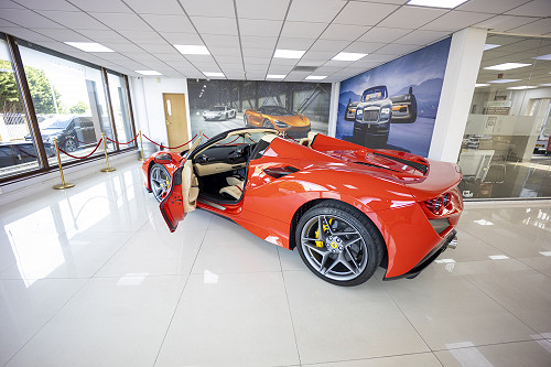 Ferrari f8 spider - Full car