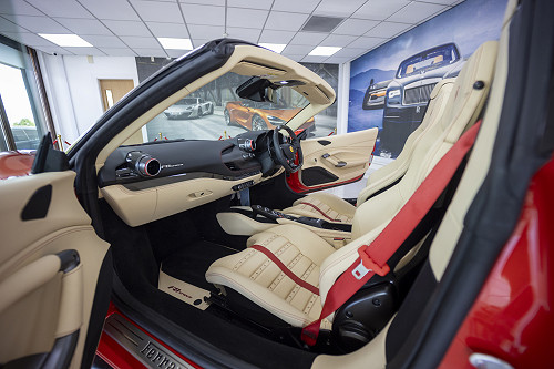 Ferrari f8 spider - Passenger side