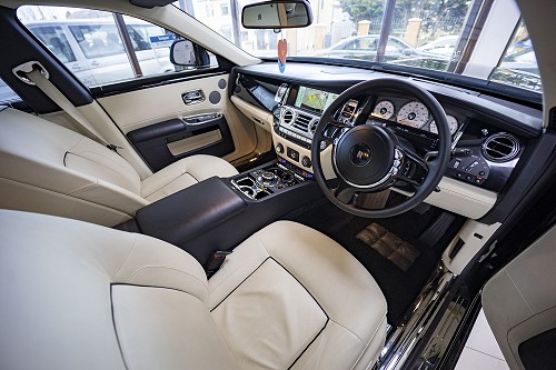 Rolls Royce - Ghost V Drivers Seat