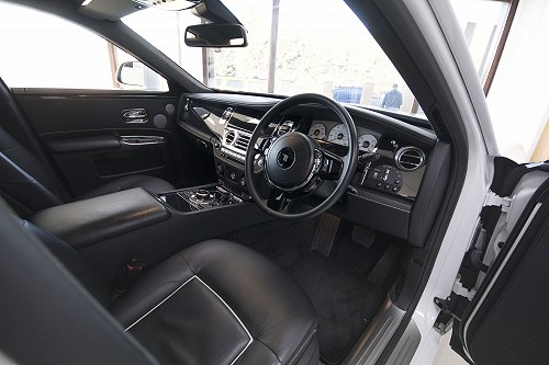 Rolls Royce Ghost V drivers seat