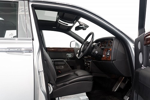 Rolls Royce Phantom Sliver - Front Seat